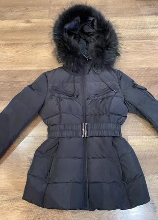Женская зимняя куртка с натуральным мехом attentif