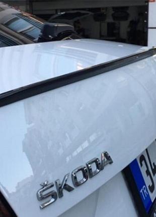 Спойлер lip черный для skoda octavia iii a7 2013-2019 тюнинг автомобильный элемент для улучшения аэродин dm-11