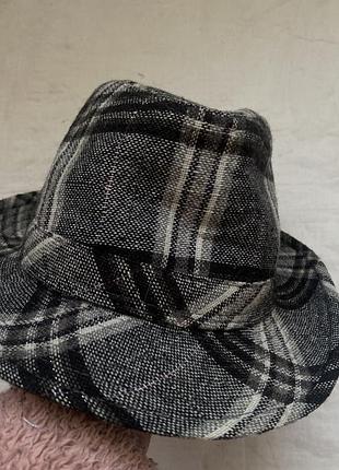 Теплий капелюх