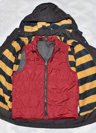 Крутая зимняя с подстежкой lc waikiki. комплект: куртка и жилетка. на мальчика 6-7 лет2 фото