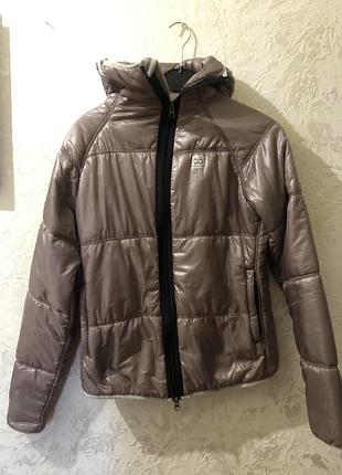 Куртка жіноча