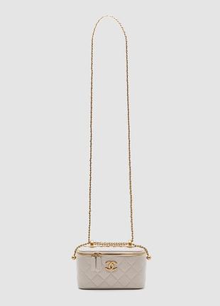 Сумка жіноча chanel classic cream lambskin pearl crush vanity bag 17 х 11 х 8 натуральна шкіра молочна трендова