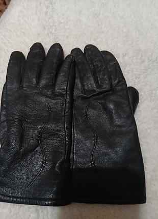 Кожаные женские перчатки
размер м
