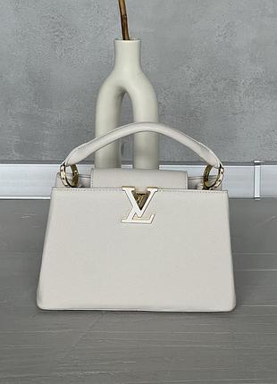 Сумка louis vuitton capucines белый есть