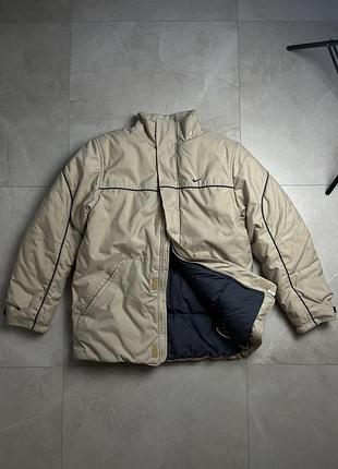 Вінтажний пуховик nike, набивка пух та перо