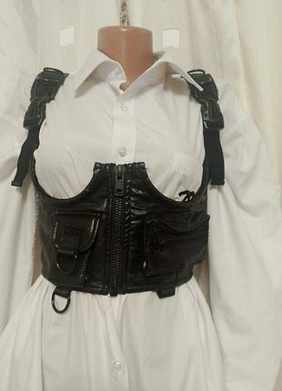 Шикарный корсет под кожу