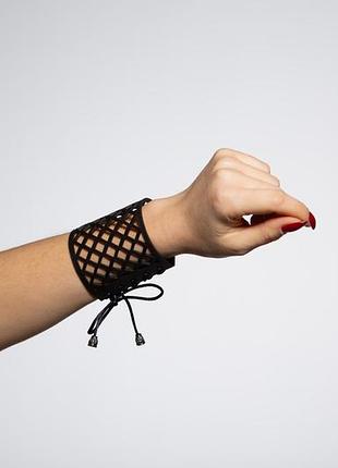 Кожаный браслет черный br -18