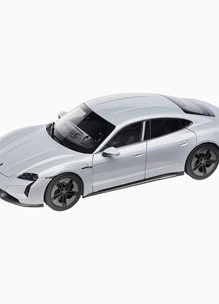 Porsche taycan turbo s j1.2 ice grey metallic — 1:18 (с открывающимися элементами)