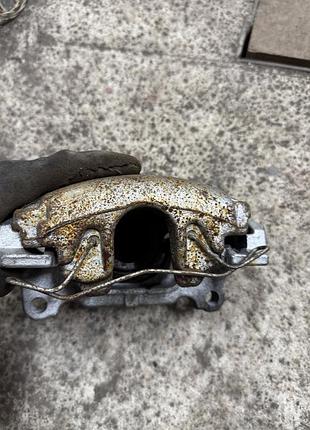 Суппорт тормозной фольксваген,шкода,vag оригинал германия