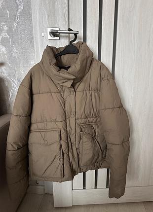 Жіноча куртка