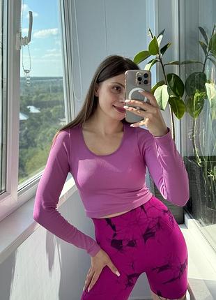 Вкорочений спортивний топ в рубчик 1+1=3