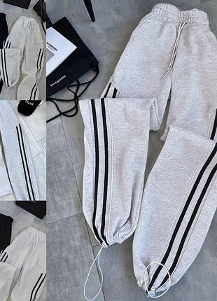 Теплі штани з лампасами