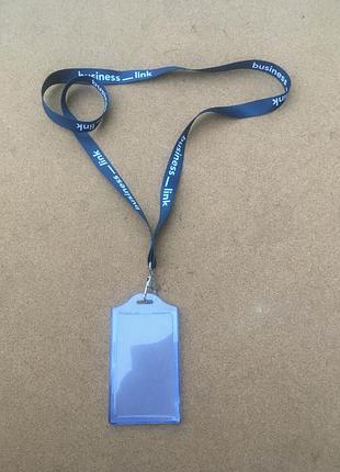 Бейдж на шнурку