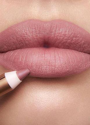 Олівець для губ нюдовий charlotte tilbury класичний pillow talk