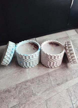 «грация» - парафиновая свеча в гипсовой шкатулке с ароматом жасмин