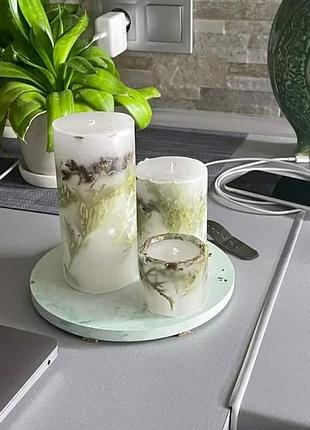 «хвойный уют» - набор свечей с натуральными веточками на гипсовой подставке, с ароматом ваниль