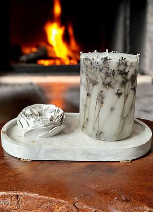 «лавандовий затишок» - набір ароматичної свічки та гіпсової півонії з ароматом ваніль