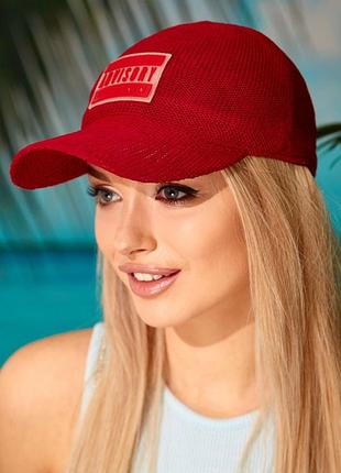 Вязаная бейсболка «parental advisory», красный