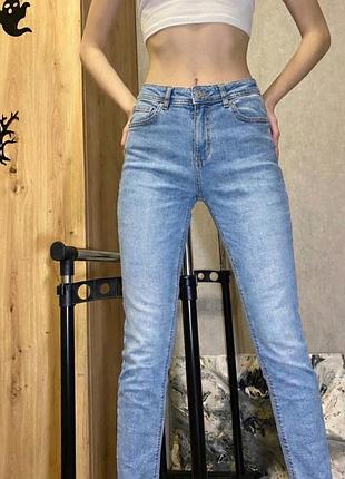 Брендовые женские джинсы