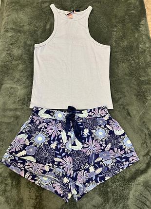 Чудовий комплект для дому та сну hunkemoller