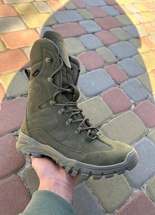 Тактичні зимові берці tactical boots з хутром до -25 натуральний нубук оливкові підсилені носок і п'ята ve-33