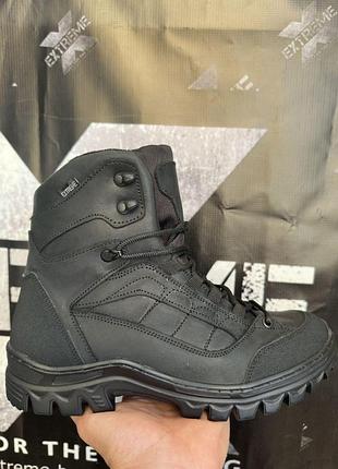 Тактические зимние ботинки черные утеплитель искусственный мех размеры 36-48 кожа крейзи гибкая подошва ve-33