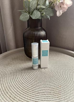 Сироватка навколо очей