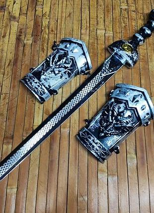 Набір дитячого лицаря 3 предм: меч 52 см + наруч старе срібло, подар. упак.
