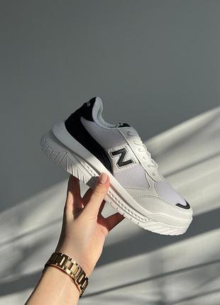 🤑 new balance white