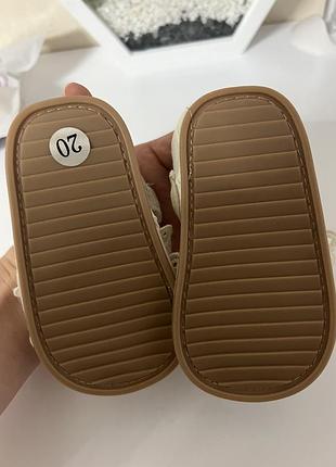 Босоніжки для дівчинки 4