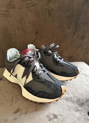 Оригінальні кросівки new balance