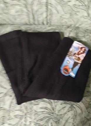 Продам лосінт рубчик на хутрі. размер идет на 42-46. брала себе не подошёл ношу более 48 размер на меня сильно , мне не камфортно.