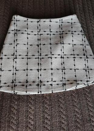 Спідниця міді