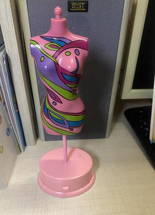 Манекен вінтажний для барбі з дзеркалом