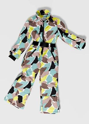 Лыжный комбинезон zara и хомут на 9 гг. можно для близнецов