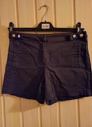 Стильні актуальні шорти