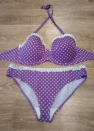 Яркий красивый купальник .хорошего качества52-54 раз