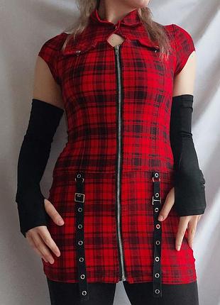 Платье/платье/картата/красно-черная/в клетку/мини/с фурнитурой/индастриал/готическая/на замке