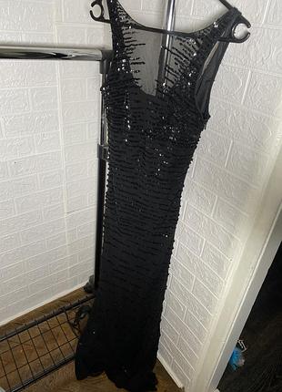 Сукня в паєтку, плаття