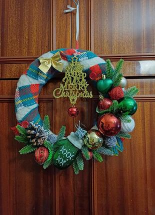 Яркий рождественский венчик