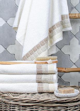 Рушник махровий жакард aisha бордюр шашечка для обличчя 50х90 500 г/м плочний бордюр сійв