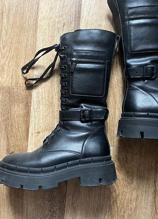 Жіночі зимні чоботи