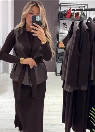 Шикарний костюм шоколад