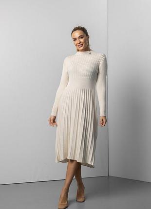 Платье женское в рубчик плассе