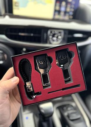 Заглушки в ремінь безпеки toyota  подарунковий набір