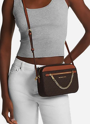 Популярное кросбоди от michael kors