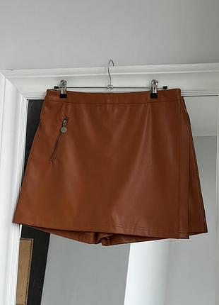 Спідниця шорти з еко шкіри нова