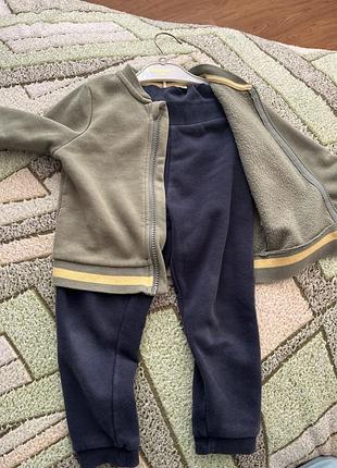 Спортивний костюм на дівчинку 86 р