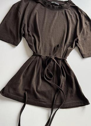 Шоколадна футболка zara