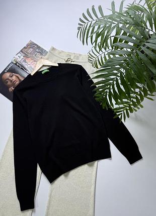 Вовняний светр